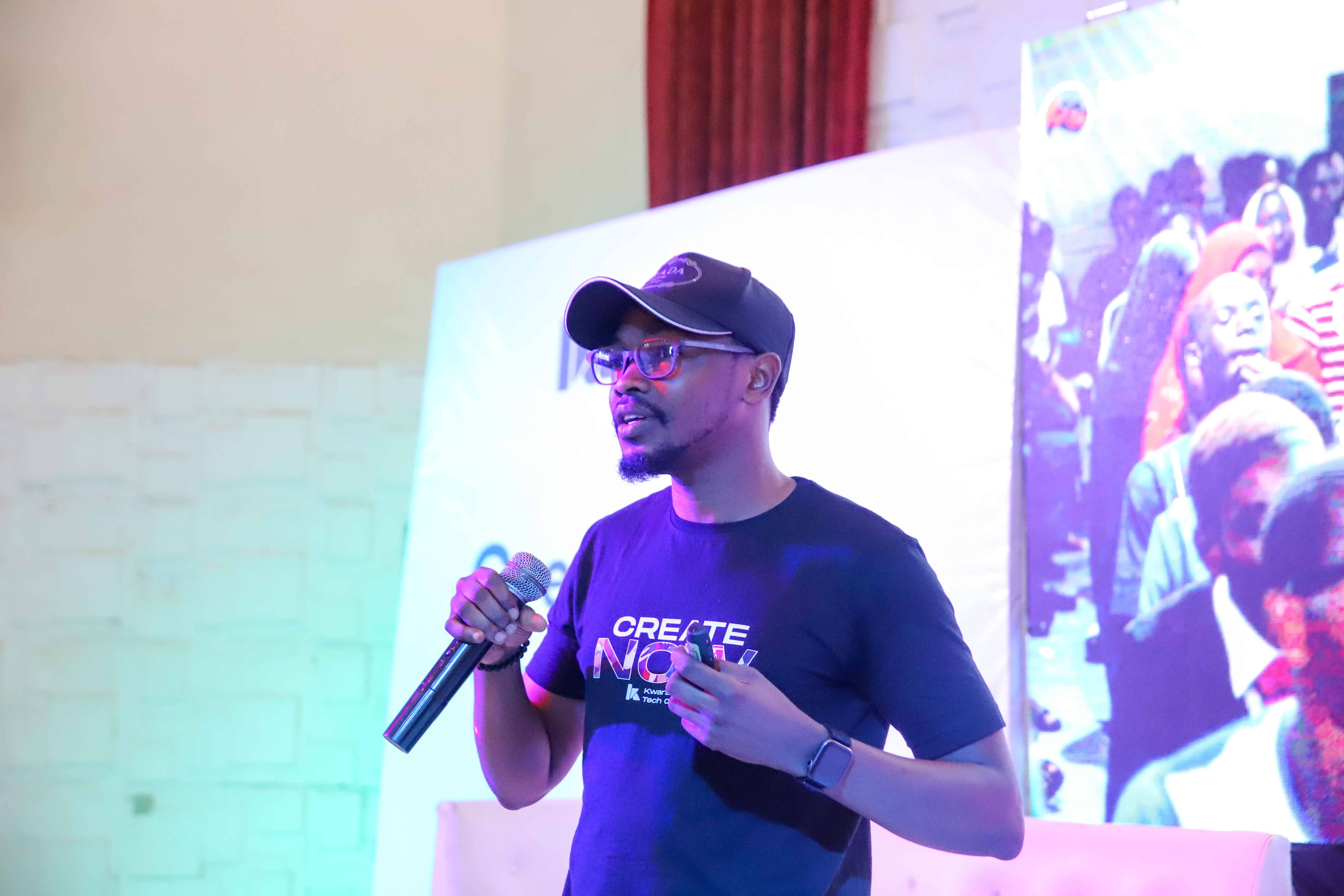 Co-hosted kwarabuild conference 2022, giving a speech on how #KBTC has been evolving since 2018. 💪
